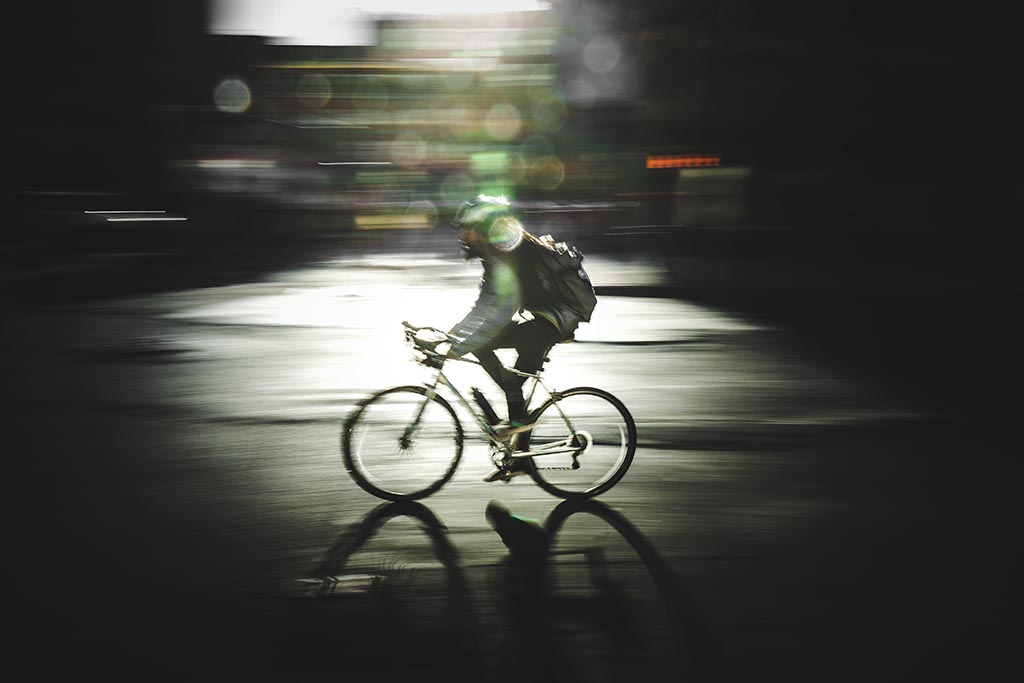 3 Tips for Riding Your Bicycle Safely At Night