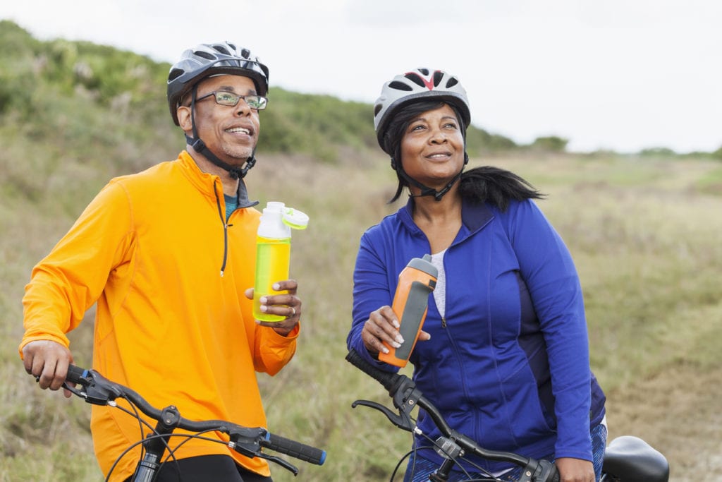 How Much Water Should You Drink While Cycling?